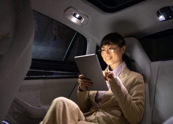 Turning Time into Triumph: How the Wealthy Stay Ahead