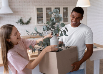 Personalised Gifting on the Rise as Households Seek Better Value